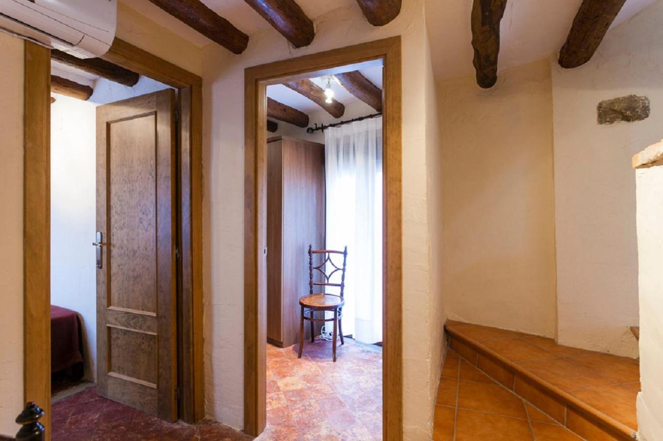 Apartamentos Casa Samper Santa Eulalia de Gállego Quarto foto